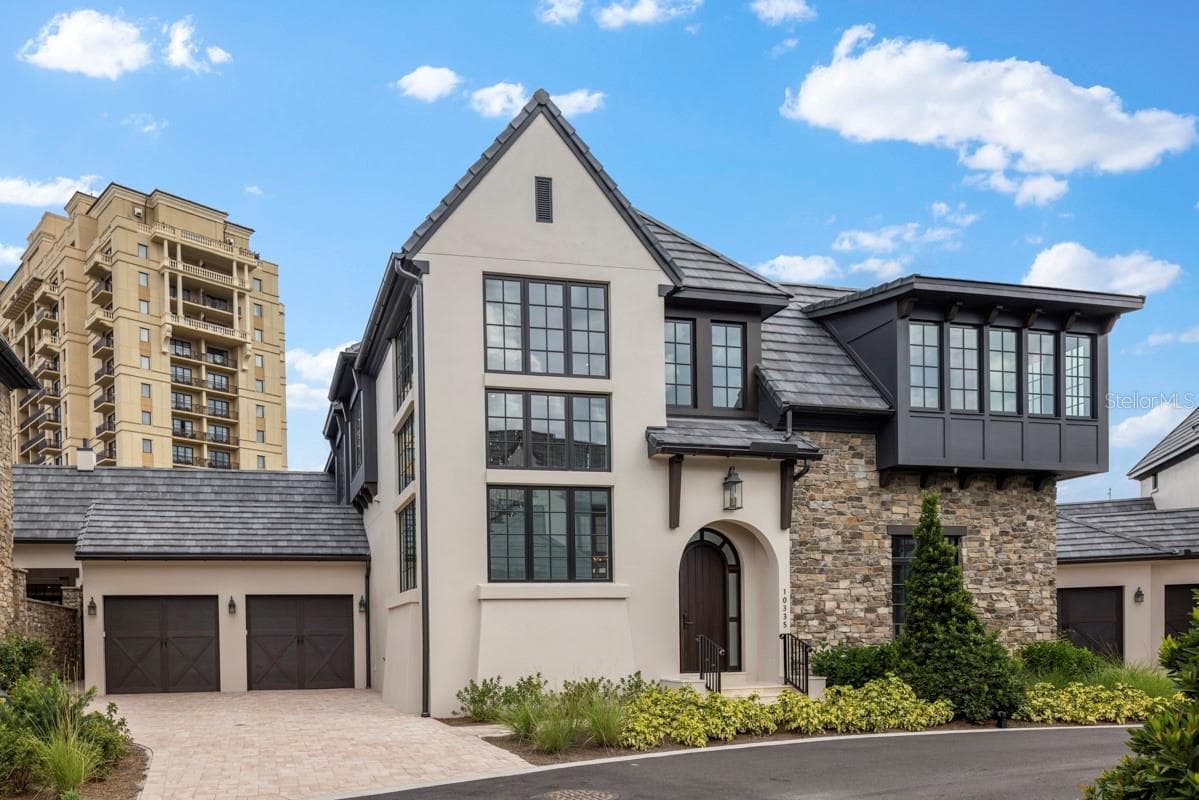 Front Exterior: Florian Park Boutique Home — 10335 Winter Sparkle Circle, Golden Oak, Florida