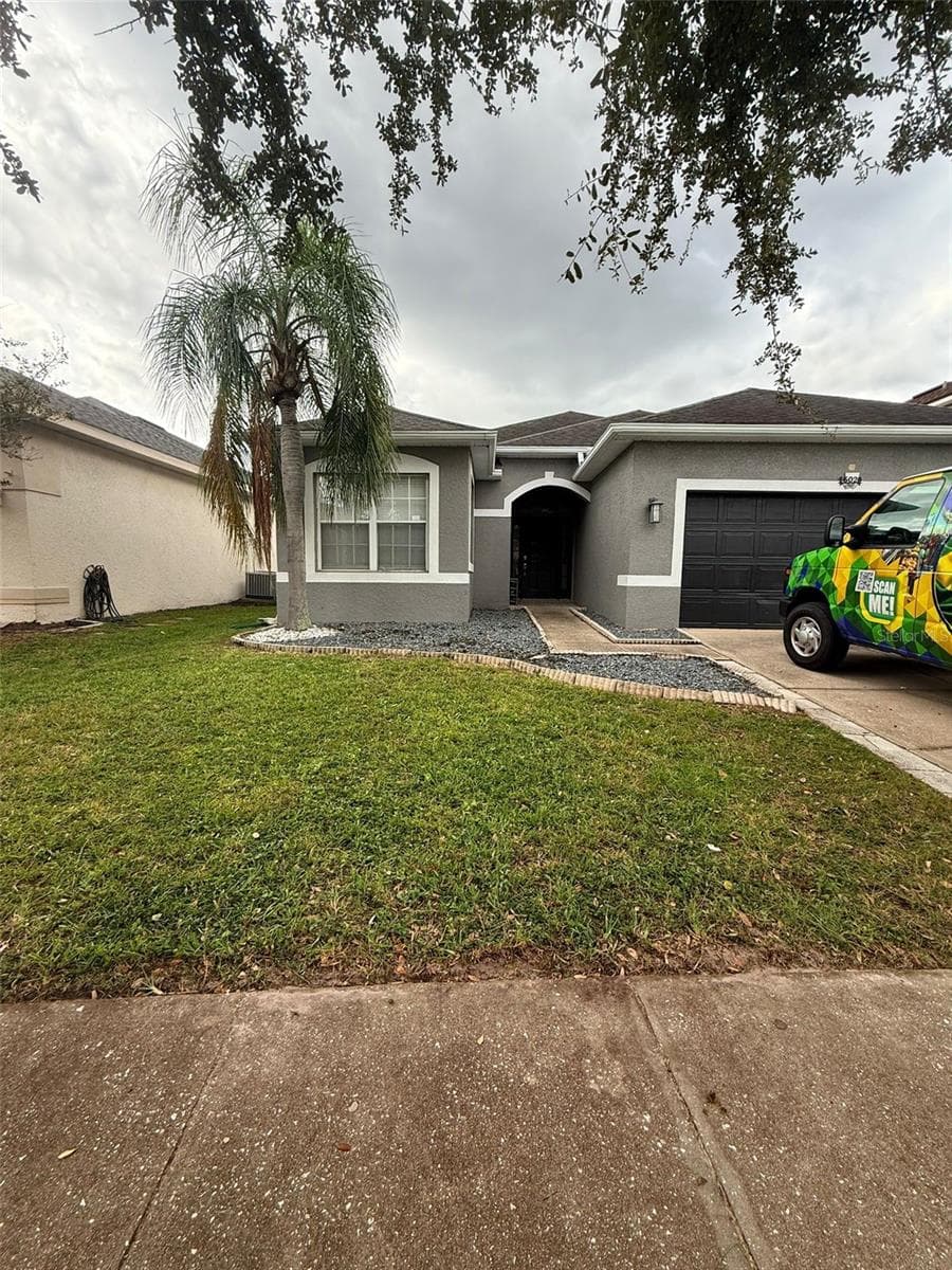 15020 Lake Azure Drive, Orlando, Florida