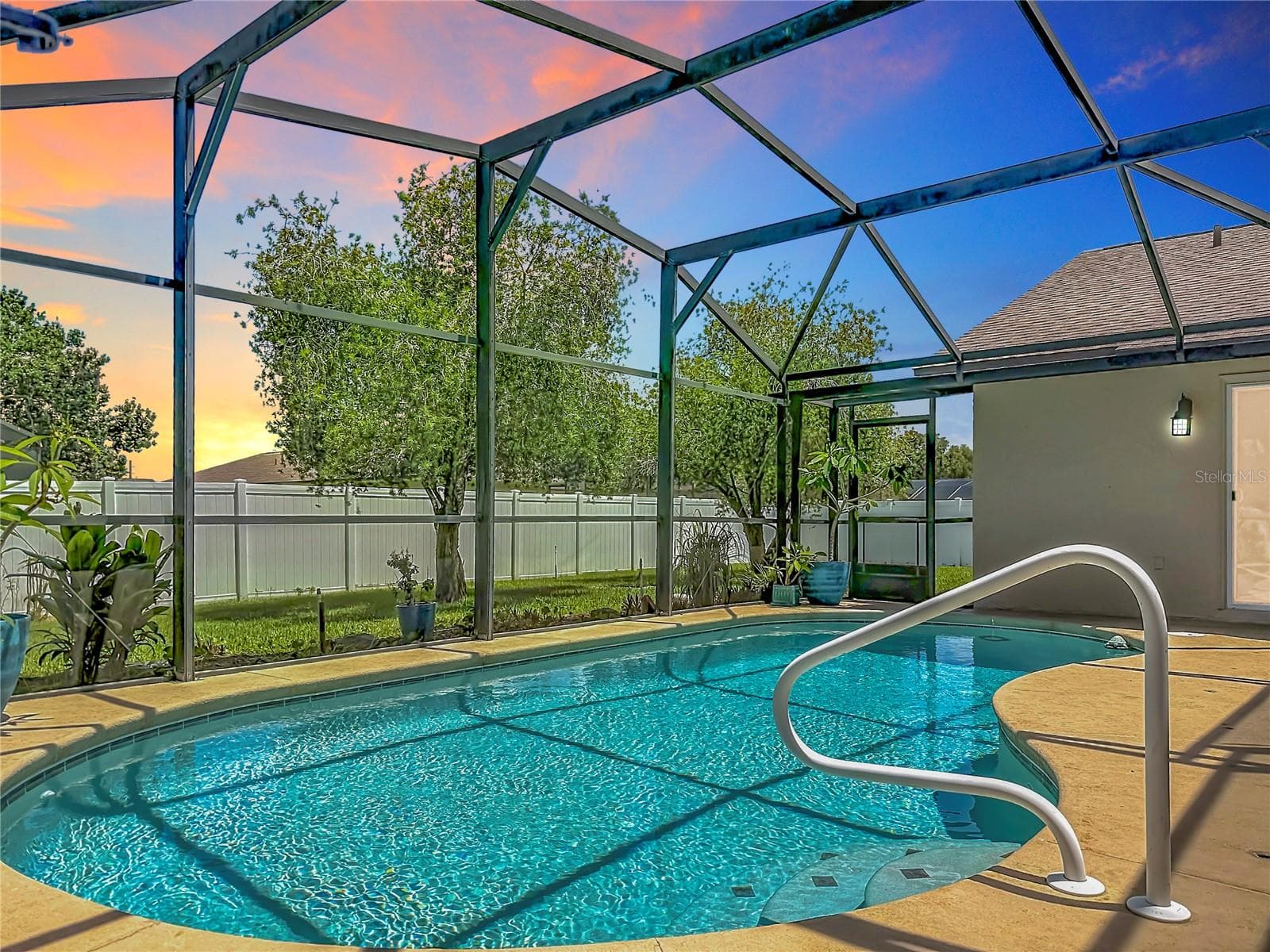 Twilight Pool — 8654 Alegre Circle, Orlando, Florida